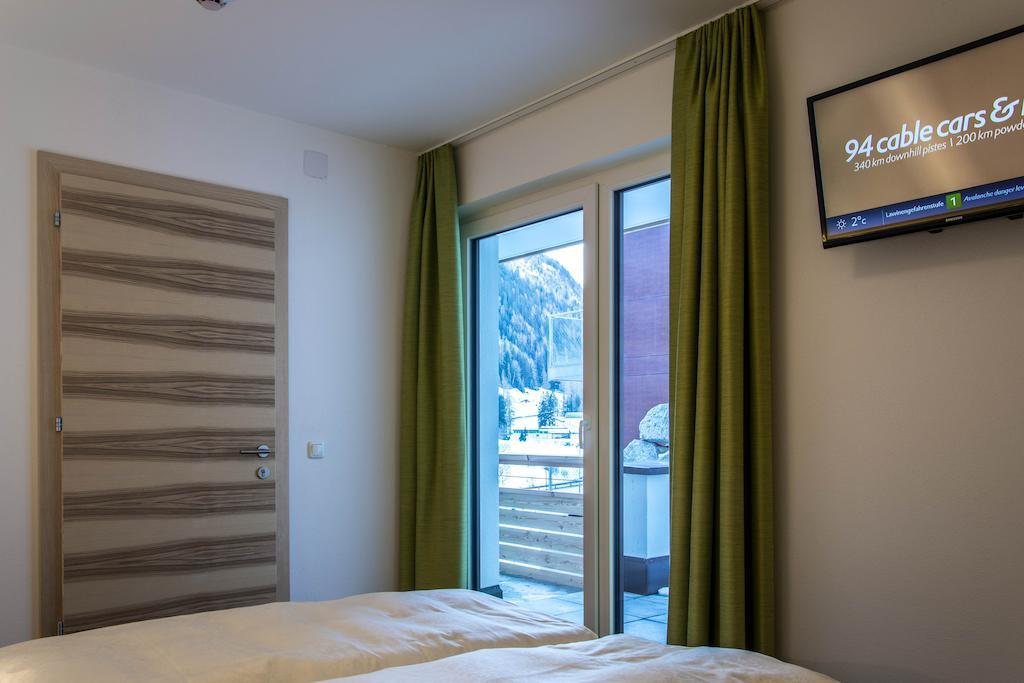 Appartements Plaija Sankt Anton am Arlberg Oda fotoğraf