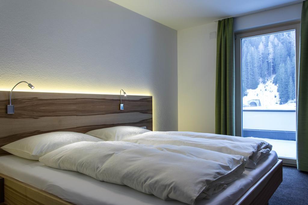 Appartements Plaija Sankt Anton am Arlberg Oda fotoğraf