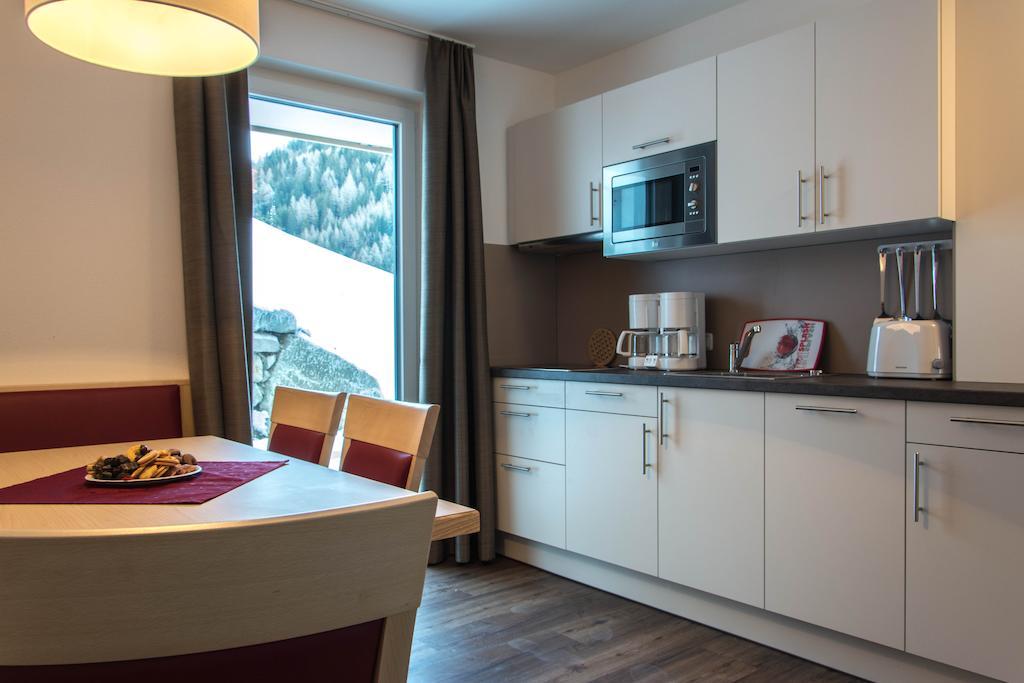 Appartements Plaija Sankt Anton am Arlberg Oda fotoğraf